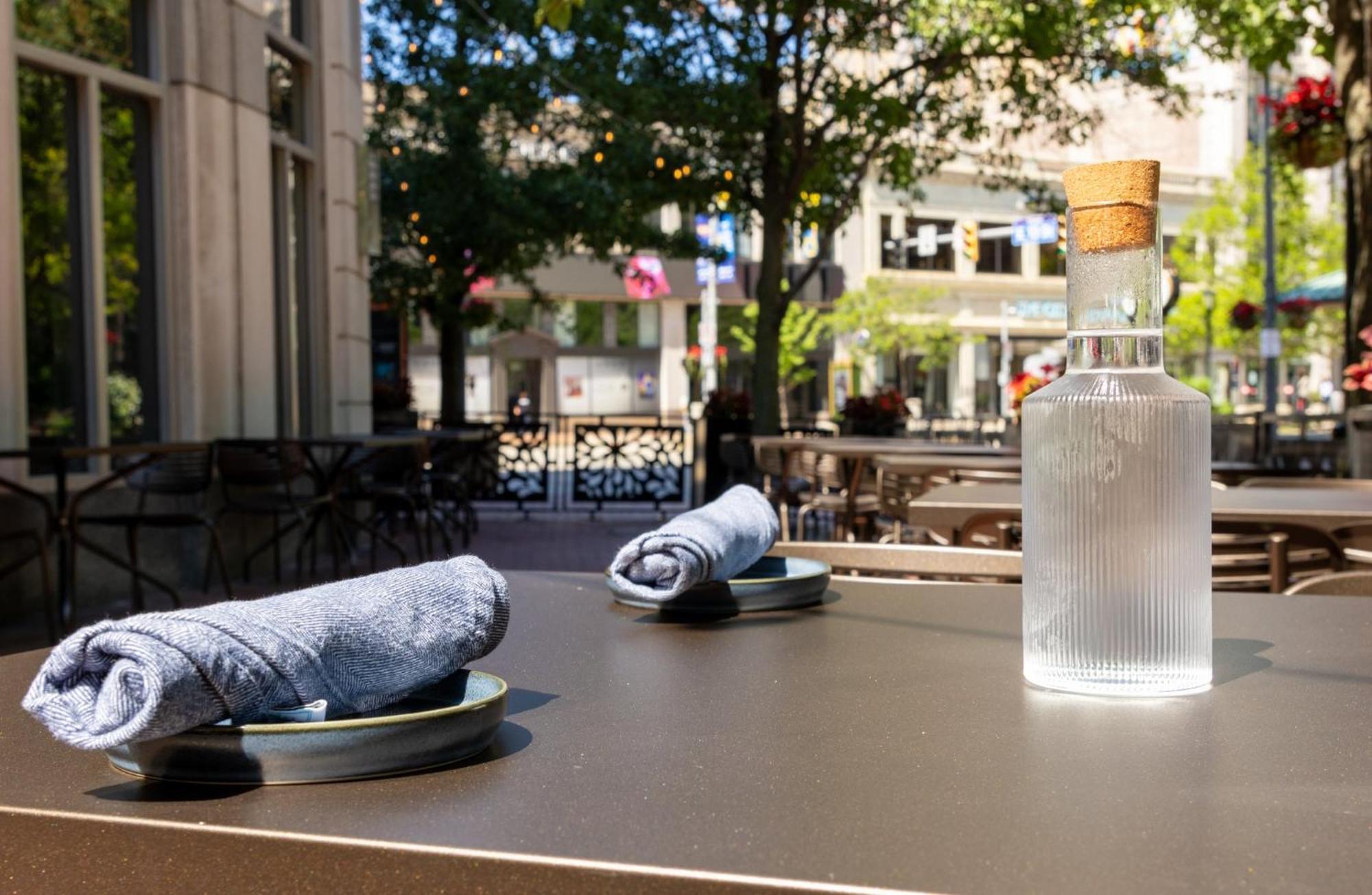 Hotel Crowne Plaza Cleveland At Playhouse Square By Ihg Esterno foto